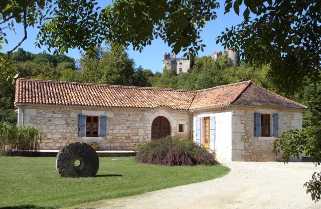 Holiday house Thiviers for 2 - 8 persons with 3 bedrooms - Holiday house