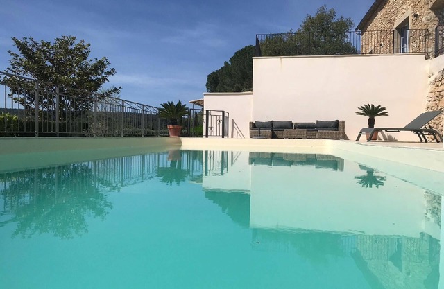 Holiday house Tresques for 1 - 2 persons with 1 bedroom - Holiday home