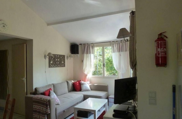 Holiday house Vacquières for 1 - 5 persons with 2 bedrooms - Holiday house