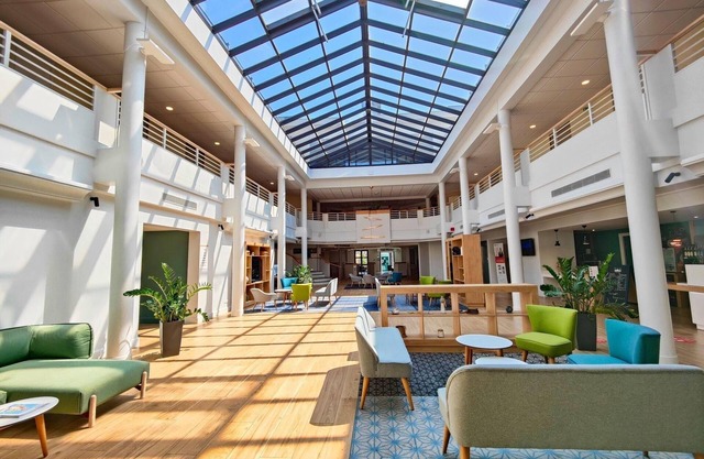 Holiday Inn Calais-Coquelles by IHG