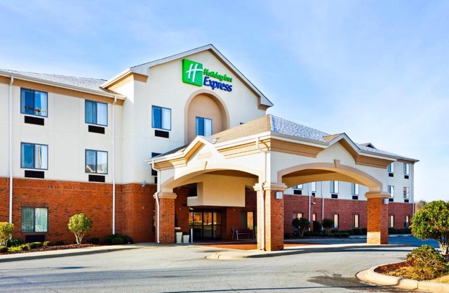 Holiday Inn Express Forest City by IHG