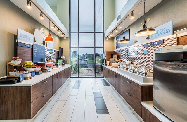 Holiday Inn Express & Suites Franklin KY by IHG