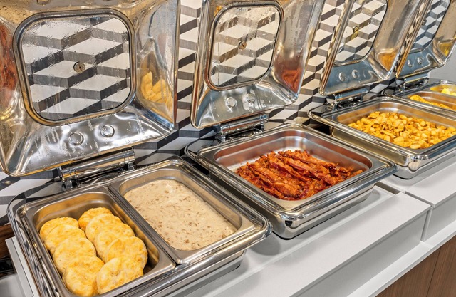 Holiday Inn Express & Suites Phoenix West Tolleson by IHG