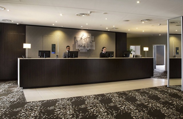 Holiday Inn Melbourne Airport by IHG