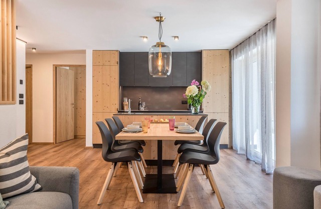 Holiday Apartment "Franzl" with Mountain View, Private Open Terrace and Wi-Fi