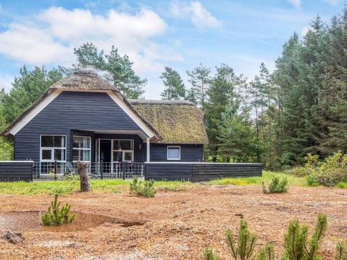 Holiday Oasis in Houstrup Nature