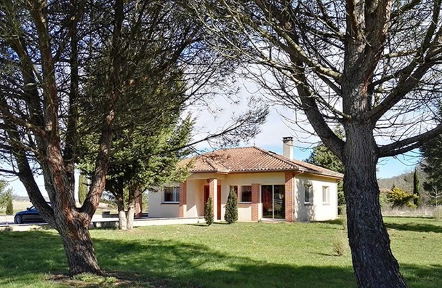 Holiday Rental Château-Mevius Hachan