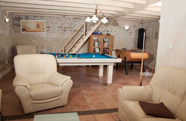 Holiday rental for 4 people with indoor pool 6