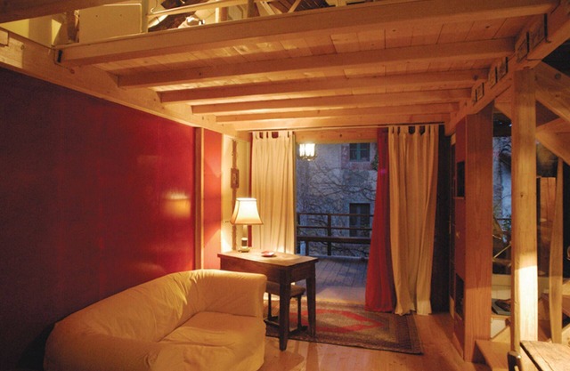 Holidays in the house-atelier Baubaus