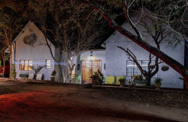 Holistic Hive Retreat House - Luxury on the Farm