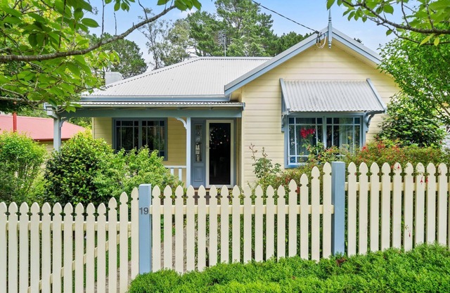 Holley House in Leura Blue Mountains Australia