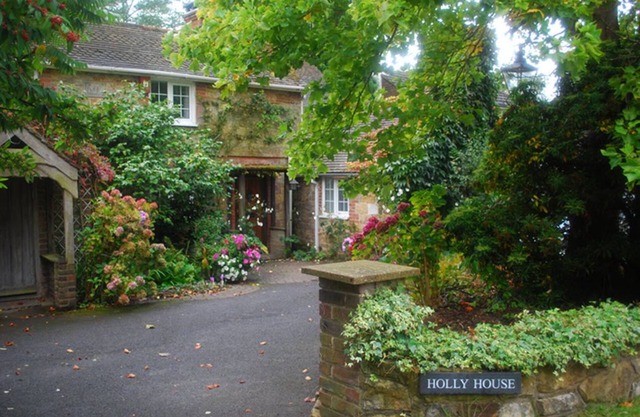 Holly House