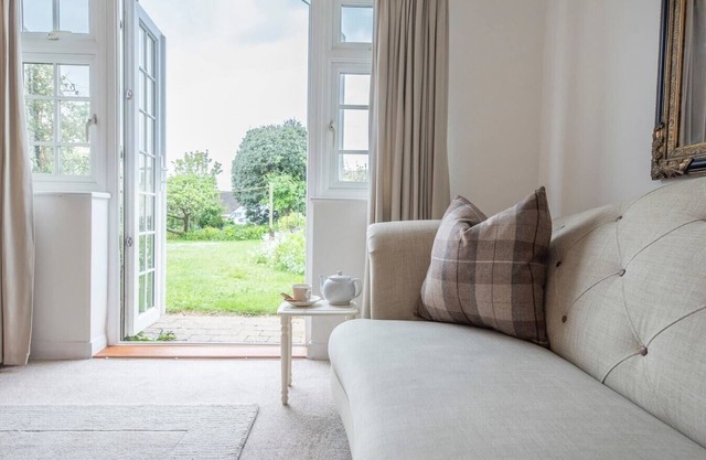 Holly Tree Cottage, Wangford
