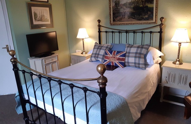 Holywell Guest House