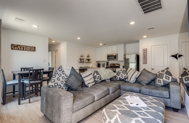 Home near Lackland AFB perfect for BMT graduation