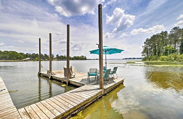 Home on Jordan Lake w/Shared Dock & Boat Slip!