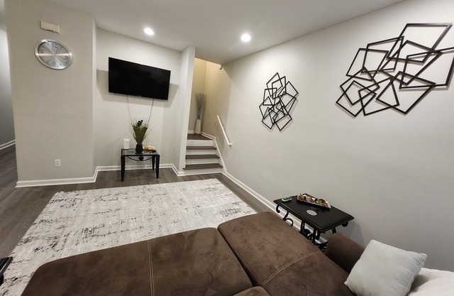 Home Suite Home ATL