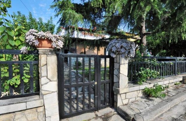 Home with garden in Flogita beach, Chalkidiki
