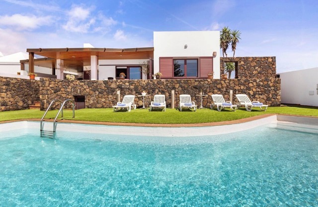 Home2Book Luxury Villa Playa Honda, Private Pool