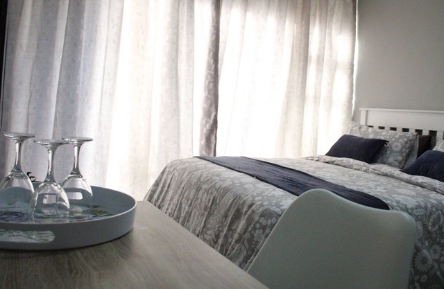 Homely studio apartment with a lovely sunset view