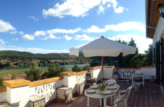 Homerez - 200 m away from the beach! Appartement for 5 ppl. at Praia do Ribatejo