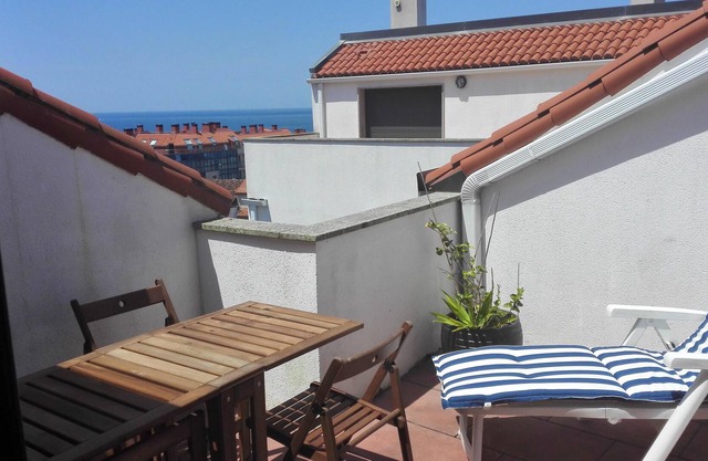 Homerez - 300m from the beach! Superb apartment for 6 people. in Porto do Son