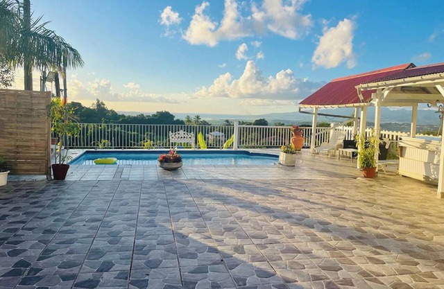 Homerez - Apartment Rivière-Pilote, private pool