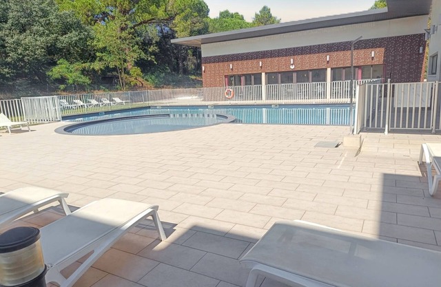 Homerez - Apartment in Remoulins