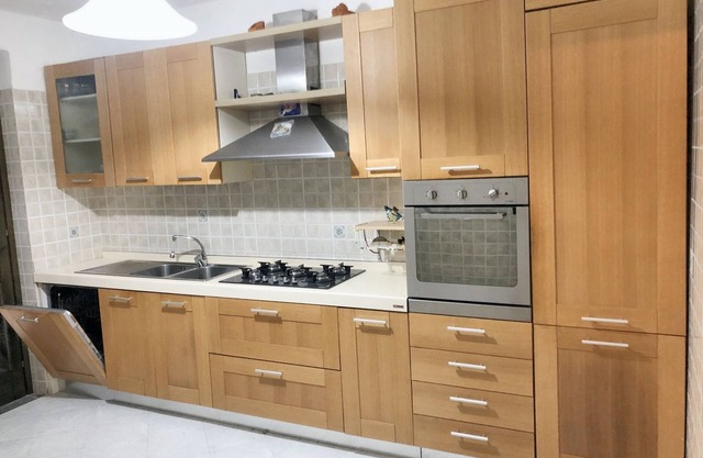 Homerez - Apt in Catelde with Balcony.