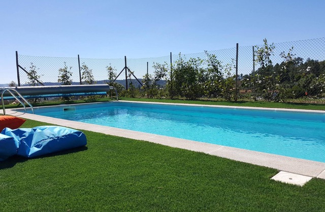 Homerez - Beautiful bungalow for 6 ppl. with shared pool and terrace at Furtado