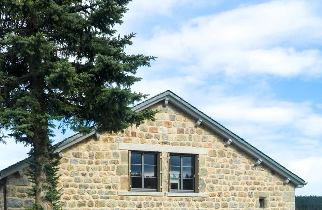 Homerez - Big house for 14 ppl. with balcony at Chanaleilles