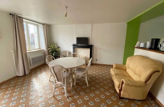 Homerez - Charming House in Audignies with Private Parking