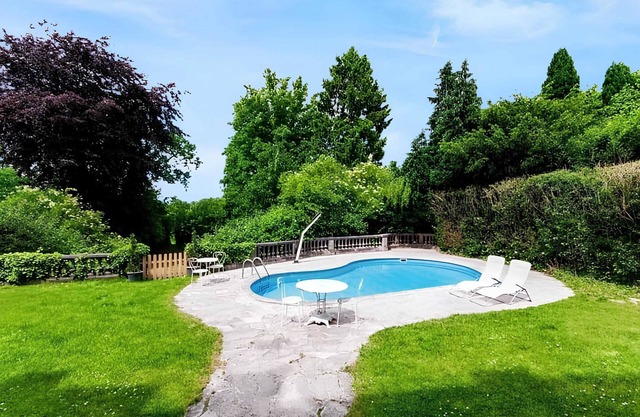 Homerez - Cosy house with private pool in Bailleul