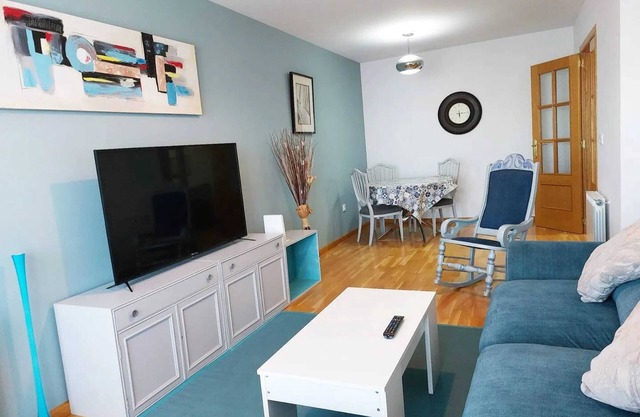 Homerez - Cozy Apartment Ponferrada, Parking