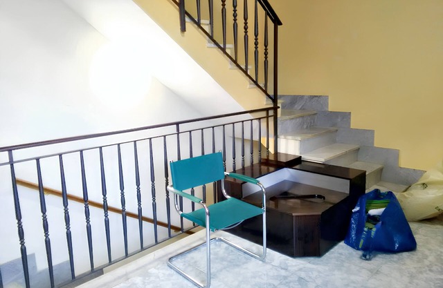 Homerez - Elegant House in Formicola with Parking
