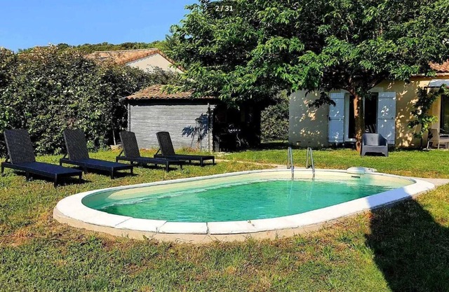 Homerez - Elegant Villa in Chamaret with Private Pool
