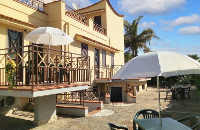 Homerez - Flat with garden in Capaccio-Paestum