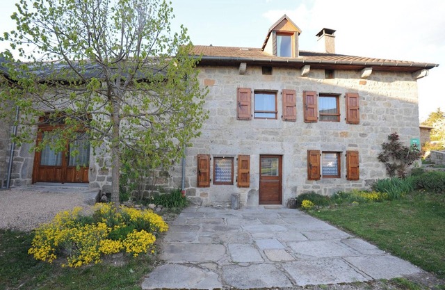 Homerez - House in Albaret-Sainte-Marie