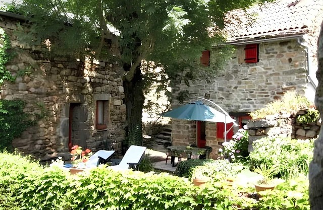Homerez - House in Dompnac, mountain view