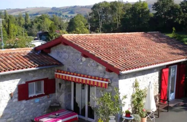 Homerez - Nice house With mountain view and terrace
