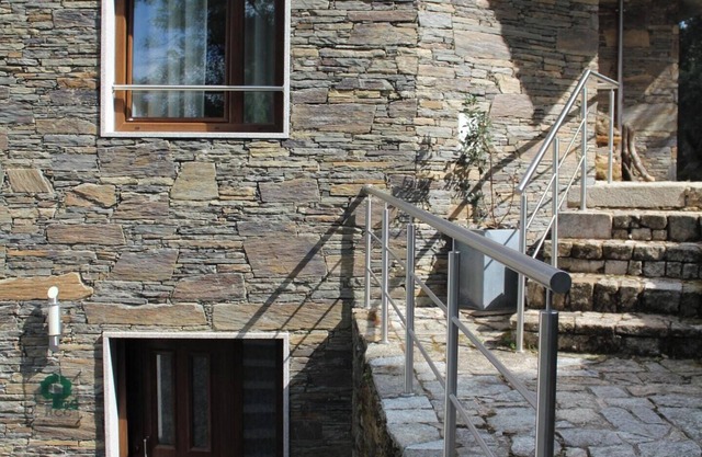 Homerez - Property in Bragança, lake and mountain view