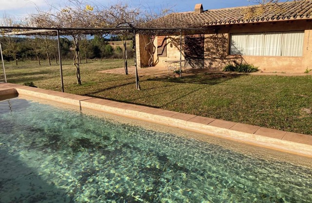 Homerez - Villa in Camallera, pool.