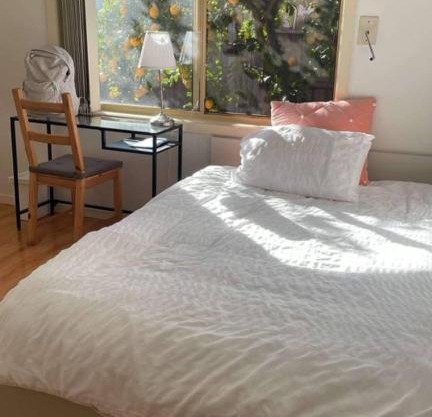 Homestay Lemon room close to station, gym, airport