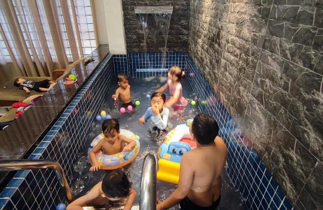 Homestay Wee Inn JB INDOOR POOL