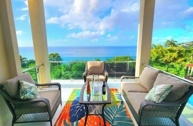 Homey Accommodation with 1 K-Bed & Qn-Sofa Bed. Option for 2nd Rm w/Bunkbeds