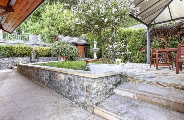 Homey Eden - Gorgeous villa/free parking/balcony and terrace