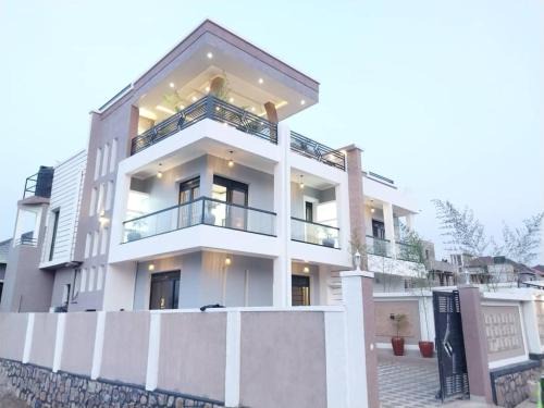 HONORE RWANDA