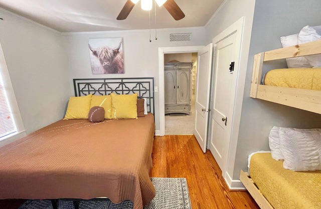 Hoover~Tuscaloosa~UAB~Right off 459~CharMing~SaFe~FaMily-Pet Friendly HoMe!