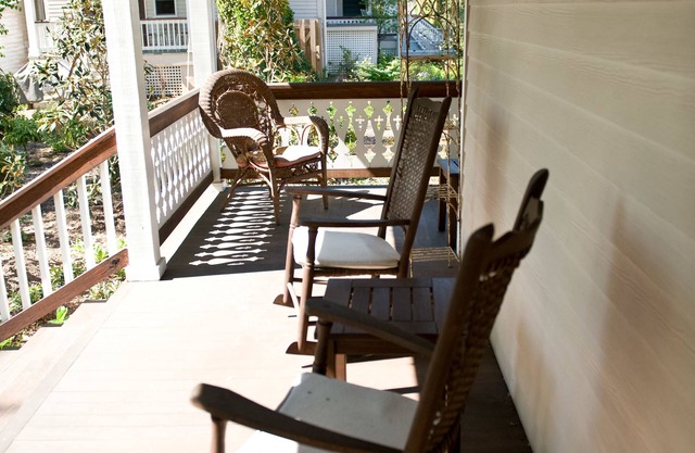Hopkins Ordinary Bed Breakfast and Ale Works