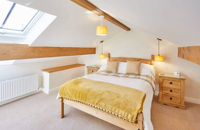 Host & Stay | The Hayloft